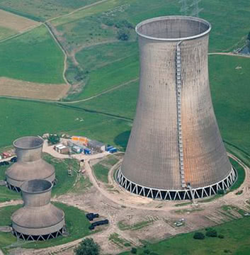 Forced and natural cooling tower for a power plant